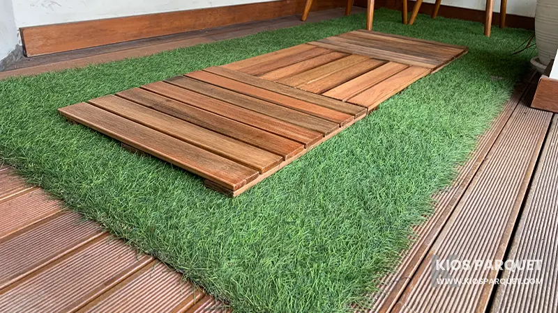 decking kayu Tile taman