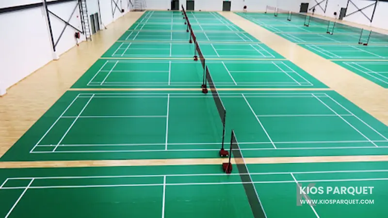 kiosparquet lantai lapangan badminton